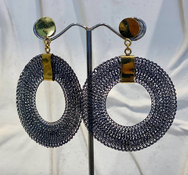 ARYA EARRINGS - GUNMETAL